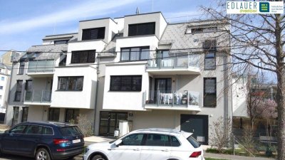 Sonniger Neubau in ruhiger Lage mit Eigengarten!