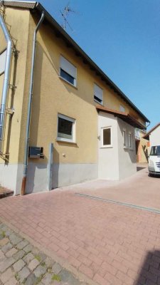 Neu renoviertes Einfamilienhaus in Insheim
