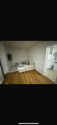 Schöne Wohnung in bornheim für Singles
