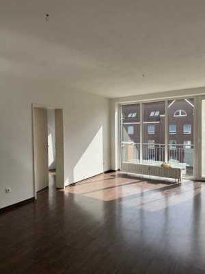 Lichtdurchflutete 2-Zimmer-Wohnung mit Balkon