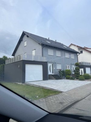 Luxuriöses Einfamilienhaus mit 6,5 Zimmern + Einliegerwohnung in Nufringen