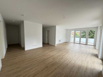 5-Zimmer Wohnung mit 2 Bädern - Erstbezug nach Neubau