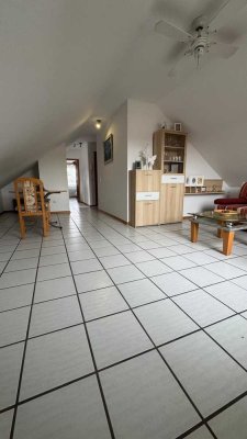Voll möblierte 2-Zimmer-Wohnung in ruhiger Lage von Duisburg-Homberg – einfach einziehen&wohlfühlen