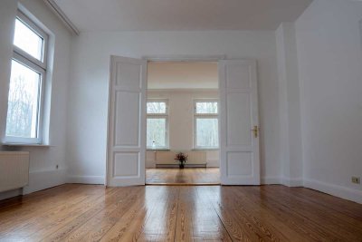 Anfragestopp!!!! 4-Zimmer Altbau-Charme in Jugendstil-Villa mit modernem Komfort