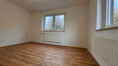 *** Wir modernisieren für Sie! Charmante Altbauwohnung mit Duschbad! ***