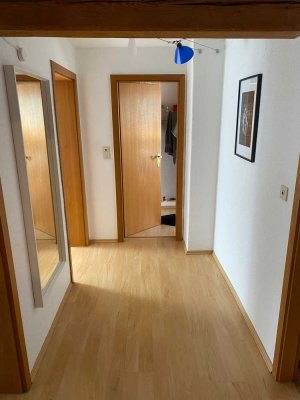 Soltau, außergew. 3-Z-Dg-Wg, Loggia, EBK, Laminat, Garage