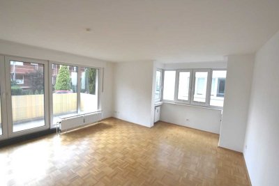 3-Zimmer-EG-Wohnung in Hösel mit Terasse und Balkon