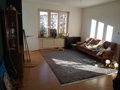 Helle 2-Zimmer-Wohnung mit Balkon im 2. OG in Freising