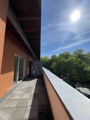 Bezugsfreie 2-Zimmer-Wohnung im Staffelgeschoss mit Balkon in Bonn Bad Godesberg zu verkaufen!