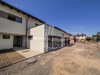 NEUBAU: Moderne Doppelhaushälften in Welzenegg