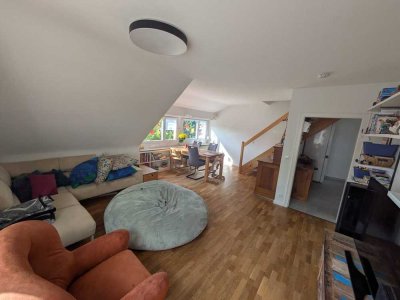 Schöne, helle Maisonettewohnung, 99 qm