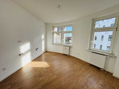 1 MONAT KALTMIETFREI wohnen. Helle 31-m²-Singlewohnung mit separater Küche und modernem Badezimmer.