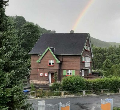 Sehr schönes 10-Zimmer Holzhaus in Olbernhau mit großer Garage/Werkstatt