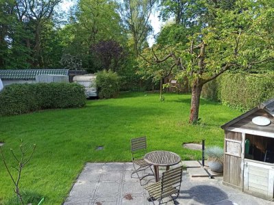 Luxus Doppelhaushälfte mit Garten in HH-Schiffbek