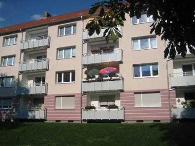 Sonnige 3-Zimmer-Wohnung mit Balkon