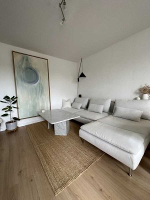 Traumhafte 2-Zimmer-Maisonette-Wohnung mit EBK in Neuss