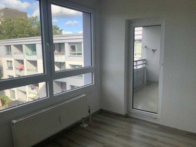 Moderne 2-Zimmer-Wohnung für Singles oder Paare in Monheim