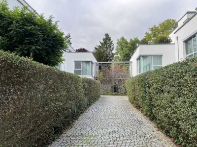 Schöne, geräumige vier Zimmer Wohnung in Düsseldorf, Stockum