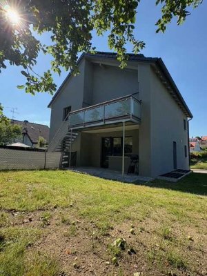 Saniertes Mehrfamilienhaus mit vier Wohneinheiten –  Kapitalanlage oder Eigennutzung mit Rendite