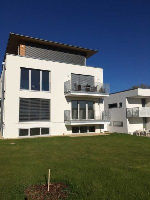 Gehobene neuwertige 4-Zimmer Wohnung in Erfurt, Hochheim