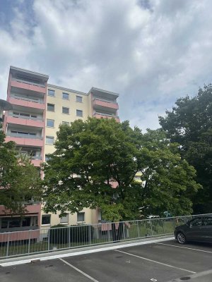 Erstbezug nach Renovierung 3-Zimmer-Wohnung mit Balkon in Mainz