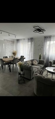 Exklusive 3-Zimmer-Wohnung in ruhiger Lage in Kieselbronn