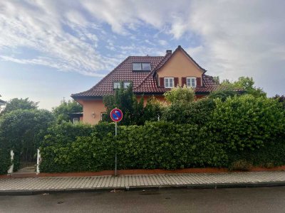 Liebhaberobjekt - gepflegtes & familienfreundliches Einfamilienhaus in idealer Lage