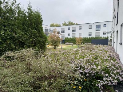 "Rather Carré" Helle 2-Zimmer-Wohnung mit Balkon und TG * ab sofort