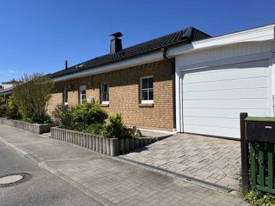 Einfamilienhaus mit geh. Innenausstattung und EBK in Berlin Französisch Buchholz
