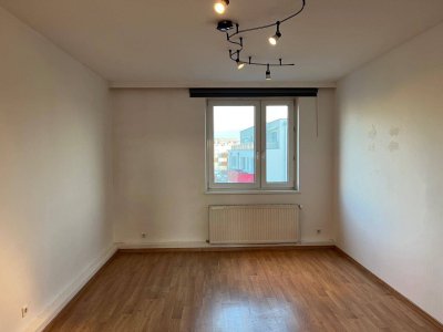 Brauhausstraße - 3 Zimmer Neubau im 4. Liftstock