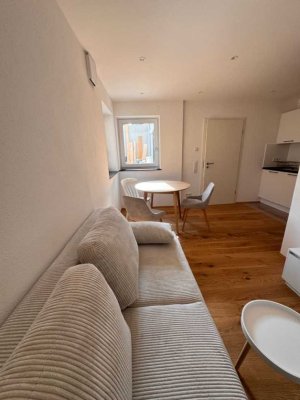 Erstbezug: Möblierte 2,5 Zimmer Wohnung in Stadtnähe & ruhiger Wohnlage