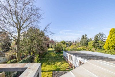 **Mehrgenerationen-Wohnen** Einfamilienhaus mit ELW, Balkon, Terrasse, Garten + Garage