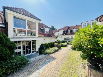 Moderne 4-Zi.-Wohnung, Balkon, TG - nahe Berlin
