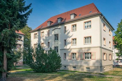 Großzügige 2-Raum-Altbauwohnung mit Balkon