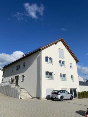 Neuwertige 3-Zimmer-Wohnung mit EBK in Burtenbach
