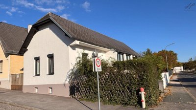 kernsaniert: gemütliches, bezugsfertiges Einfamilienhaus