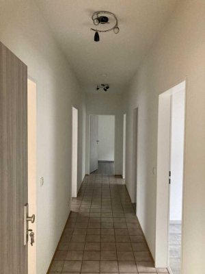 Ansprechende und gepflegte 5-Raum-DG-Wohnung in Kobern-Gondorf