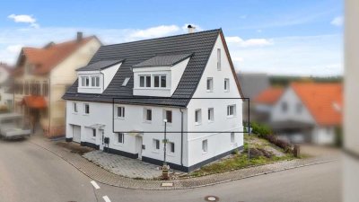 Attraktive 3-Zimmer-Wohnung mit Balkon im kernsanierten Bauernhaus – stilvoll & effizient A+