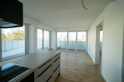Lichtdurchflutete 2,5-Raum-Wohnung mit Einbauküche und großem Balkon