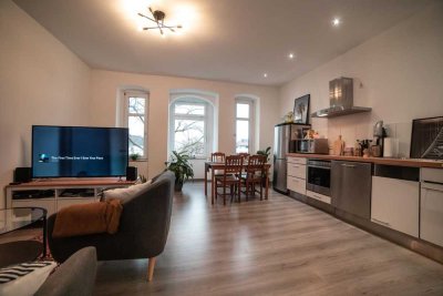 Top sanierte Wohnung mit moderner Fußbodenheizung in zentraler Lage!