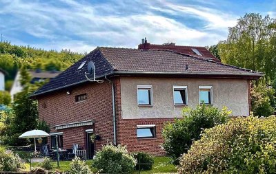 Bezugsfertiges Einfamilienhaus mit großem Garten, 2 Terrassen und Ausbaupotenzial (ohne Makler)