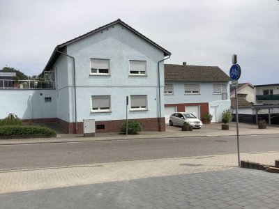 Pflegeleichtes Zweifamilienhaus in Massivbauweise – Top Zustand! Privatverkauf, ohne Makler