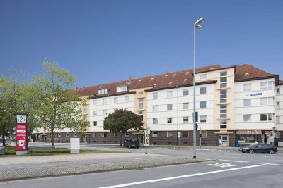 Altbau-Glück - Sonnige Zimmer, Holzböden & Balkonidylle