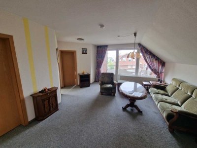 Charmante, gut vermietete zwei-Zimmer-Dachgeschosswohnung zu verkaufen