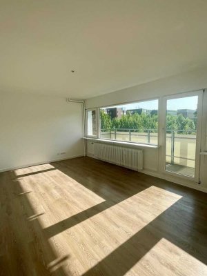 Reserviert - Schöne 3-Zimmer-Wohnung in zentraler Lage - courtagefrei