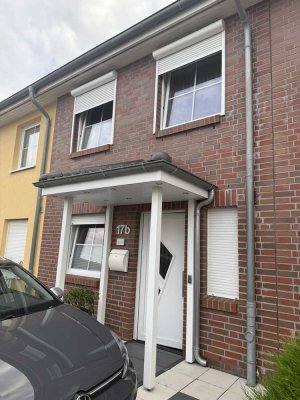 Exklusives, großes und vollständig renoviertes 6-Zimmer-Haus in Glinde