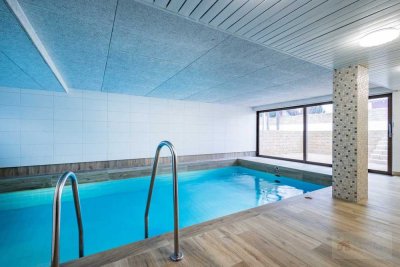 Traumhafte Villa mit Hallenbad, Sauna und großem Garten