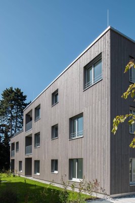 2-Zimmer-Dachgeschosswohnung / Jetzt einziehen &amp; Landeswohnbauförderung sichern!