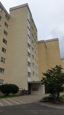 Frisch renovierte 3-Zimmer-EG-Wohnung mit Einbauküche in Friedrichshafen