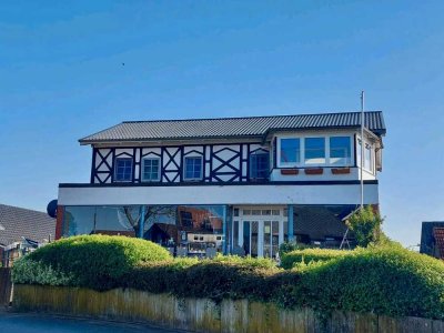 Maritimes Schmuckstück: Hafenhaus mit vielseitiger Nutzung